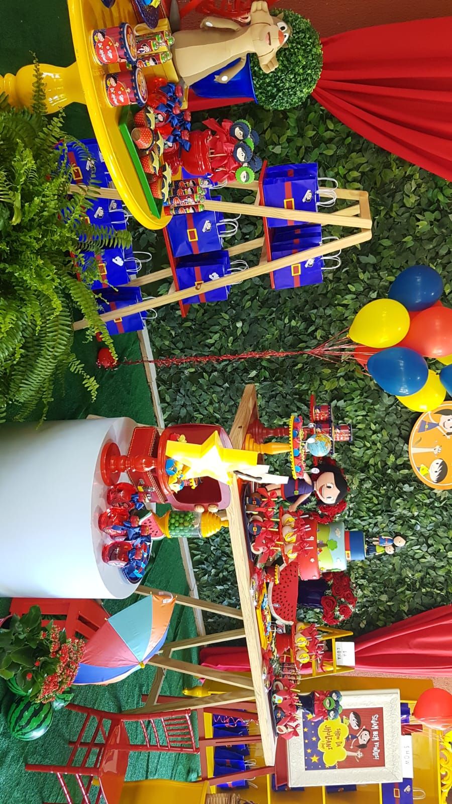 Festa infantil colorida